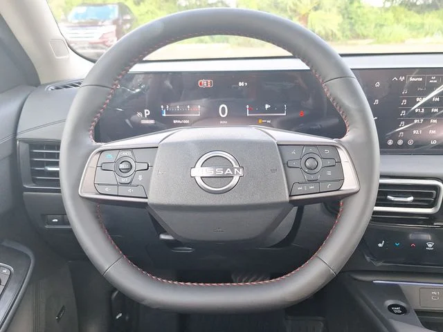 New 2026 Aspen White TriCoat / Super Black Two-tone Nissan SR image 14