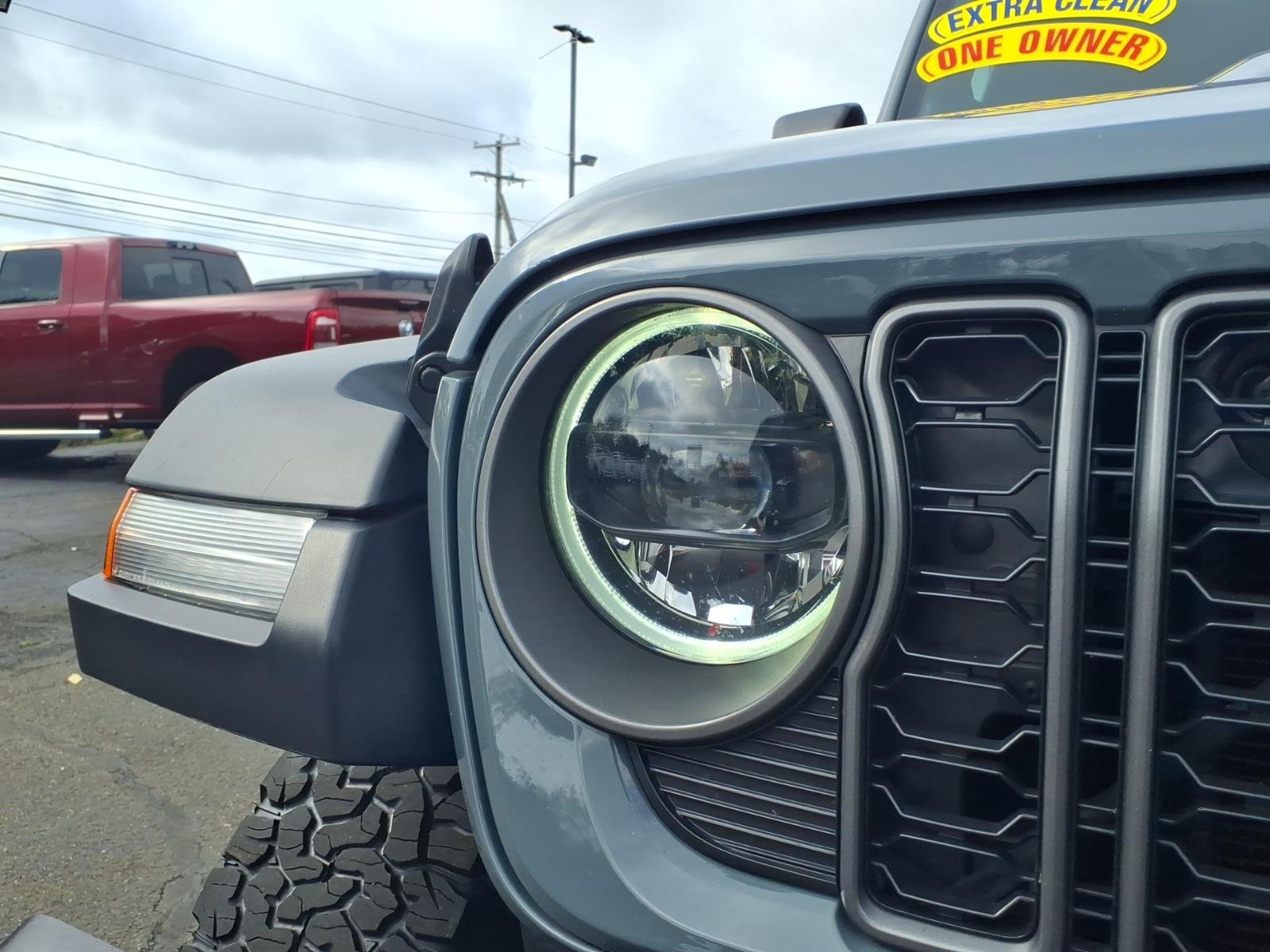 Certified Used 2025 Gray Jeep Rubicon image 11