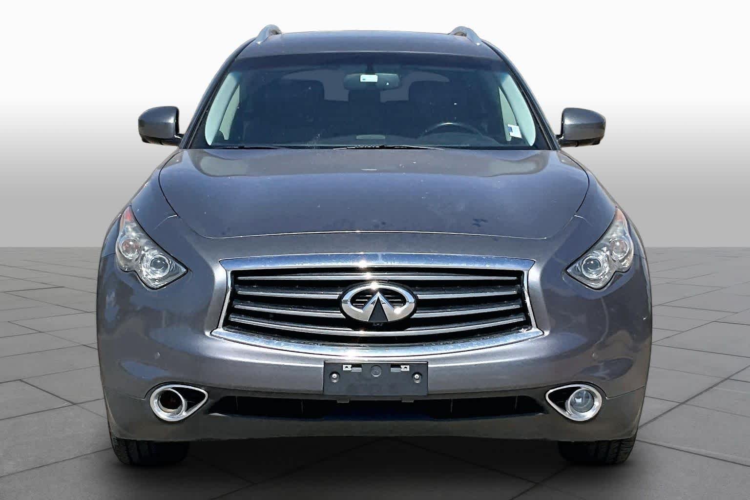 Pre-Owned 2014 INFINITI QX70