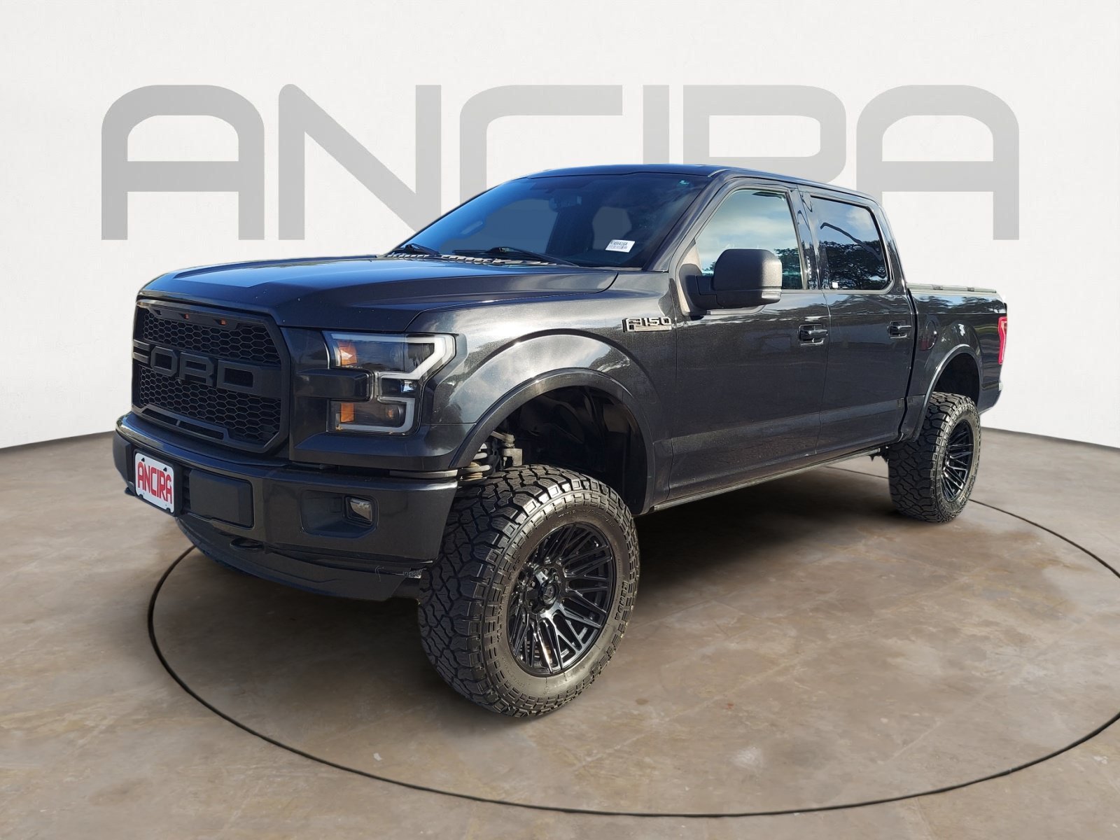 Used 2015 Tuxedo Black Metallic Ford XLT image 6