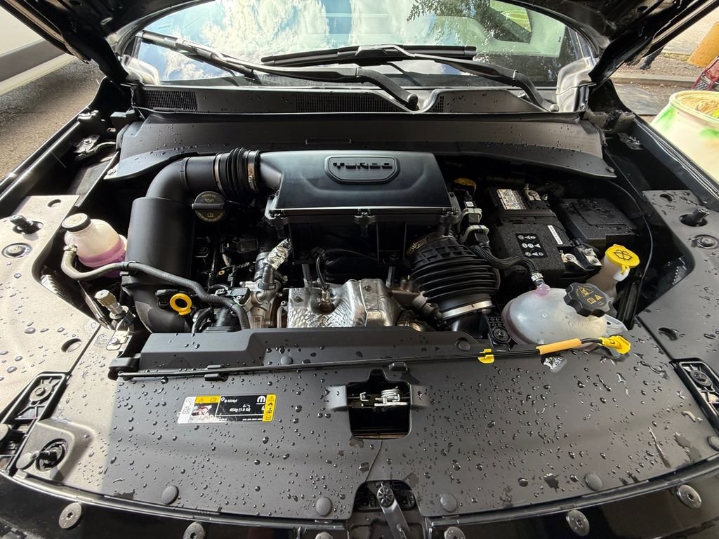 Used 2026 Black Jeep Latitude image 20