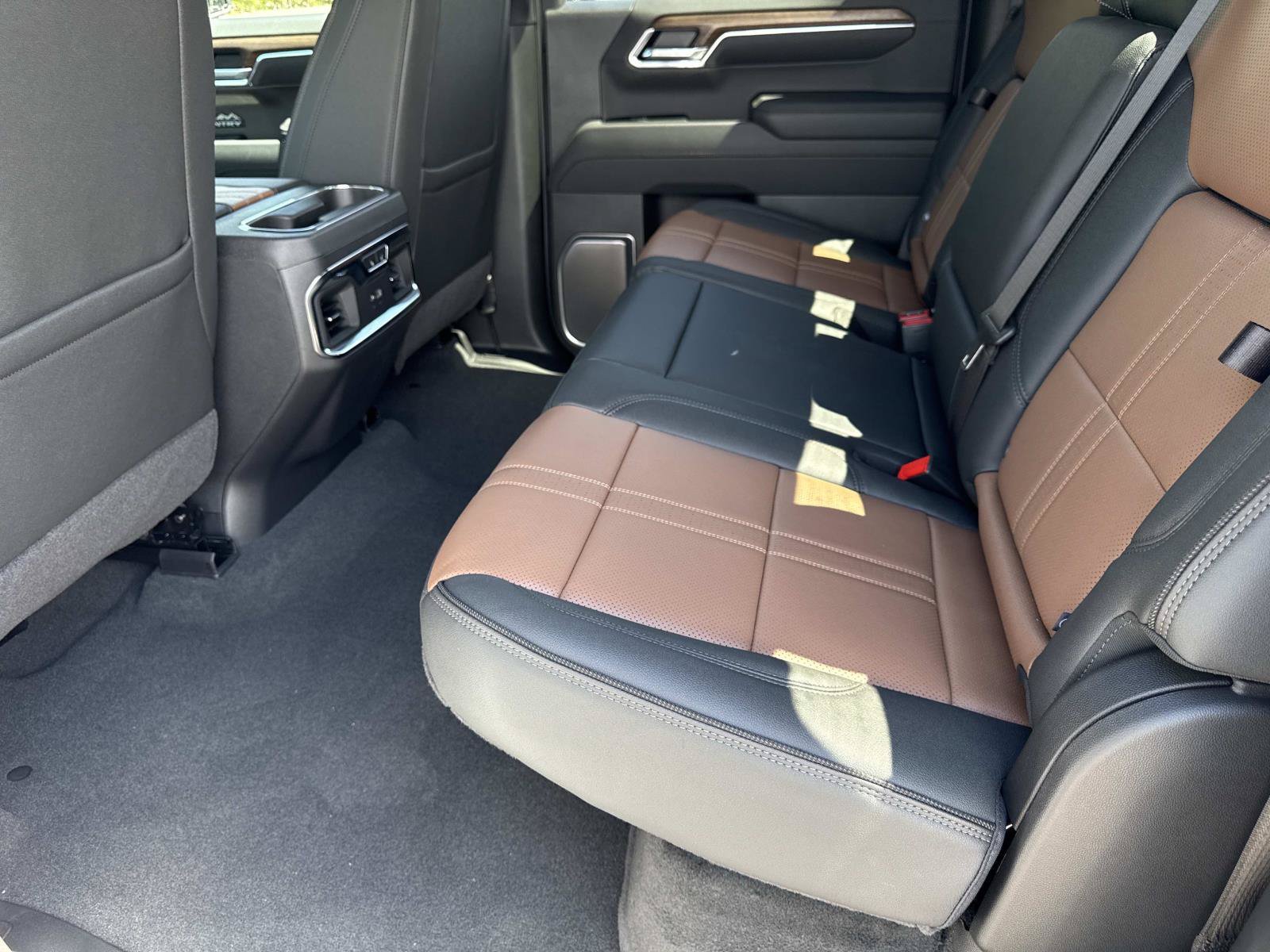 2026 Chevrolet Silverado 1500 High Country - Photo 10