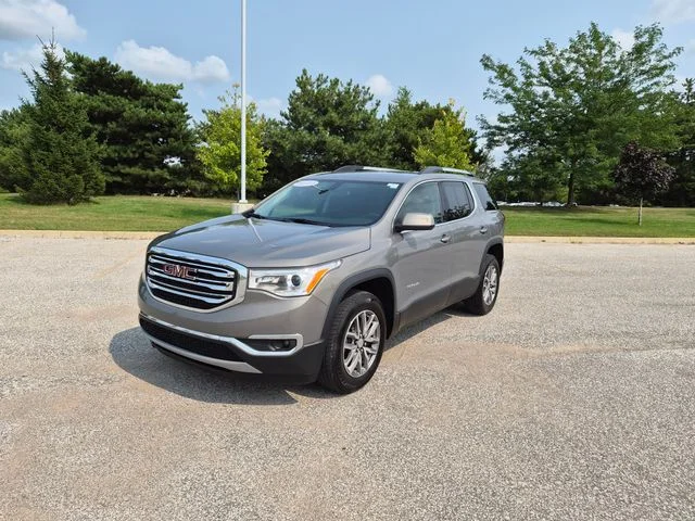 Used 2019 Gray GMC SLE-2 image 1
