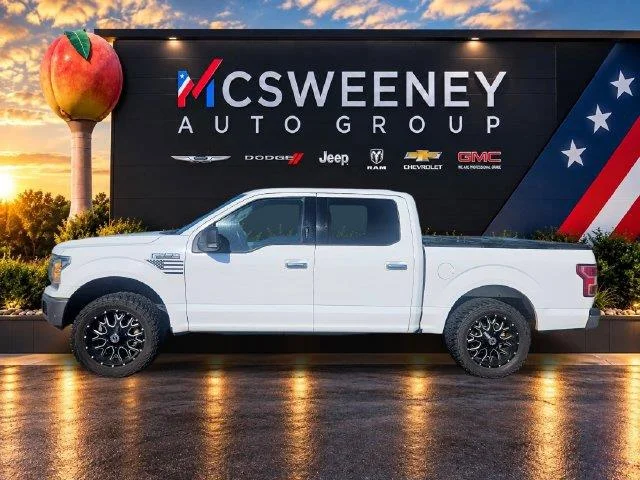 Used 2018 White Ford XL image 2