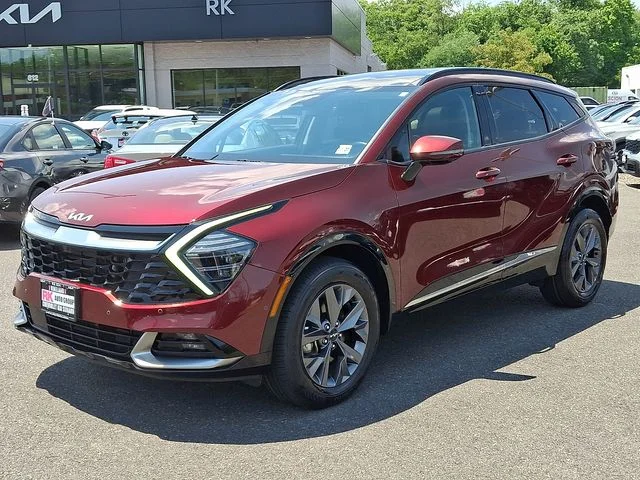 Used 2023 Red Kia SX-Prestige image 4