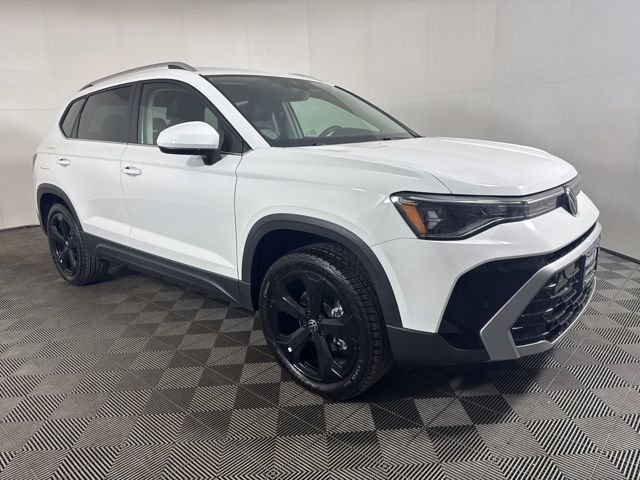 2026 Volkswagen Taos 1.5T SEL 4Motion's photo