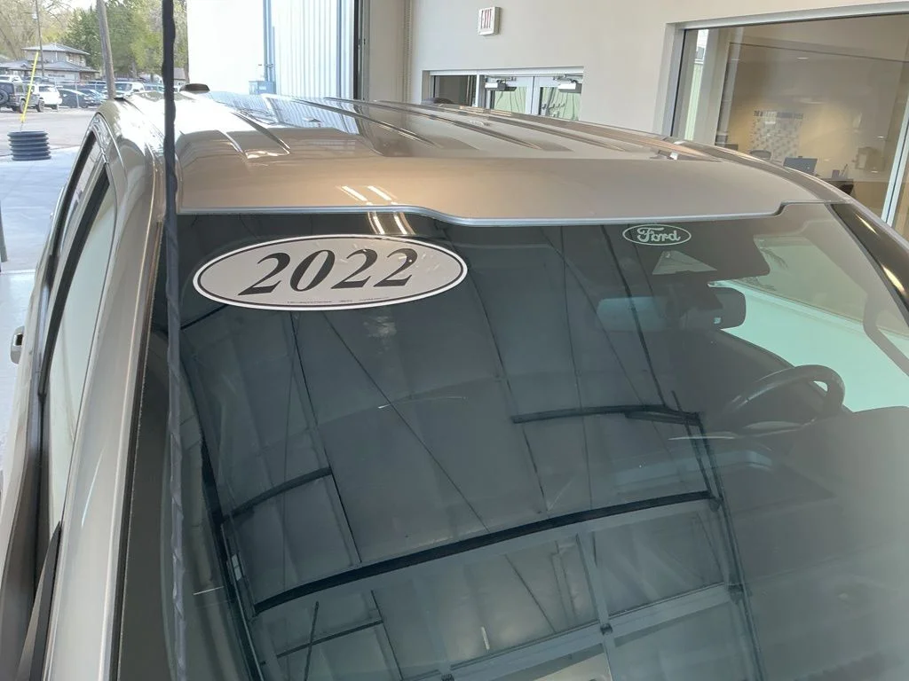 Used 2022 Silver Ford XLT image 25