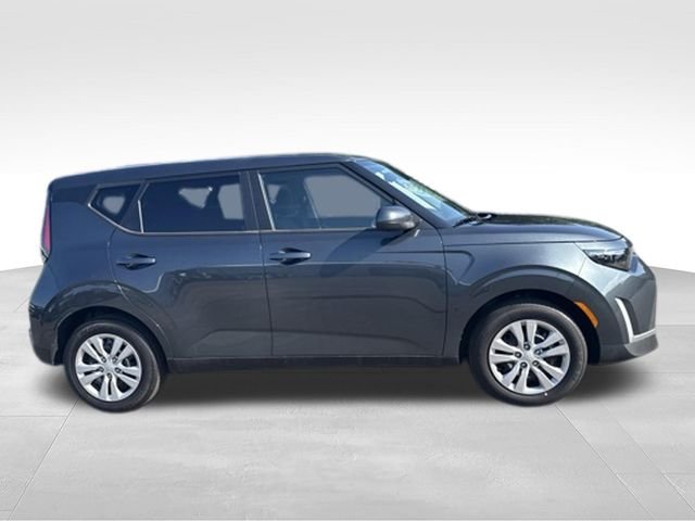 Certified Used 2025 Gray Kia LX image 3