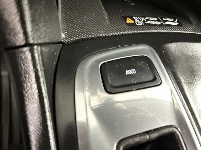 Used 2019 White Chevrolet Premier image 21