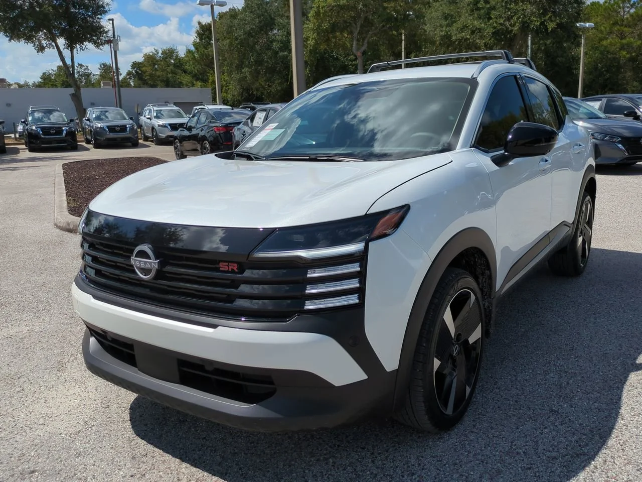 New 2026 Aspen White TriCoat Nissan SR image 9
