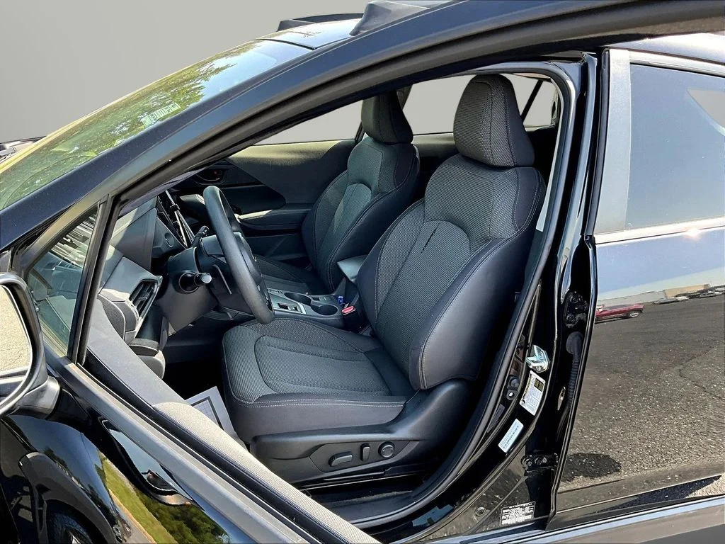 Used 2024 Crystal Black Silica Subaru Premium image 23