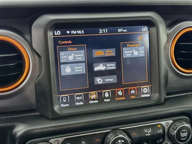Used 2021 White Jeep Mojave image 20