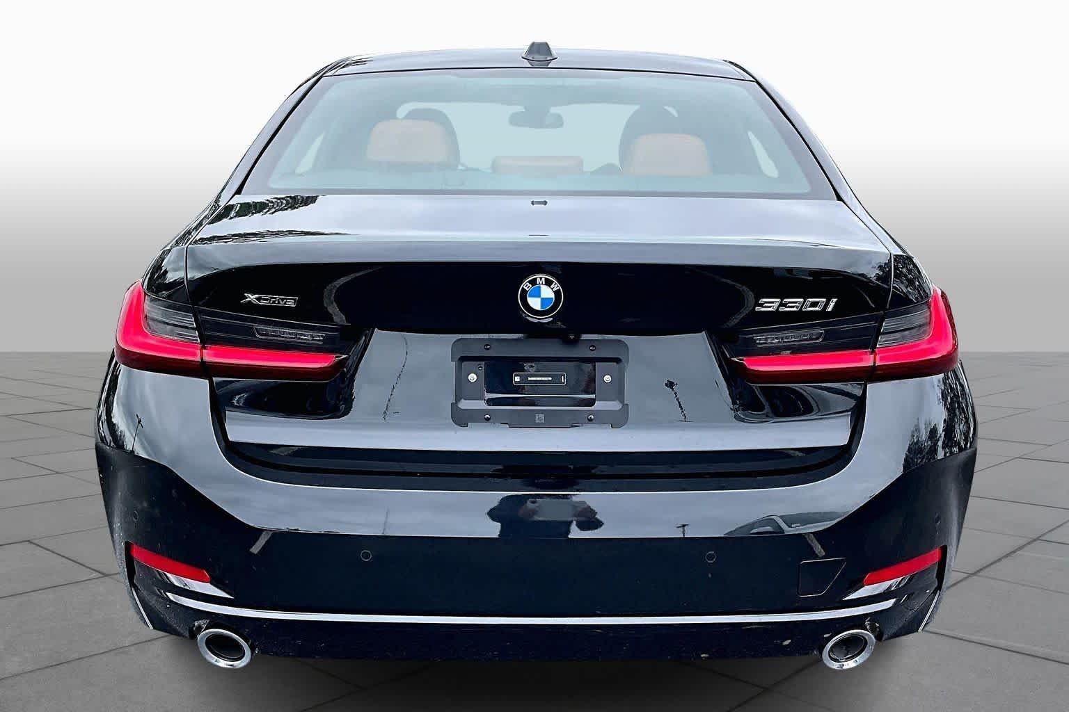 New 2026 Black Sapphire Metallic BMW 330i NA xDrive image 4