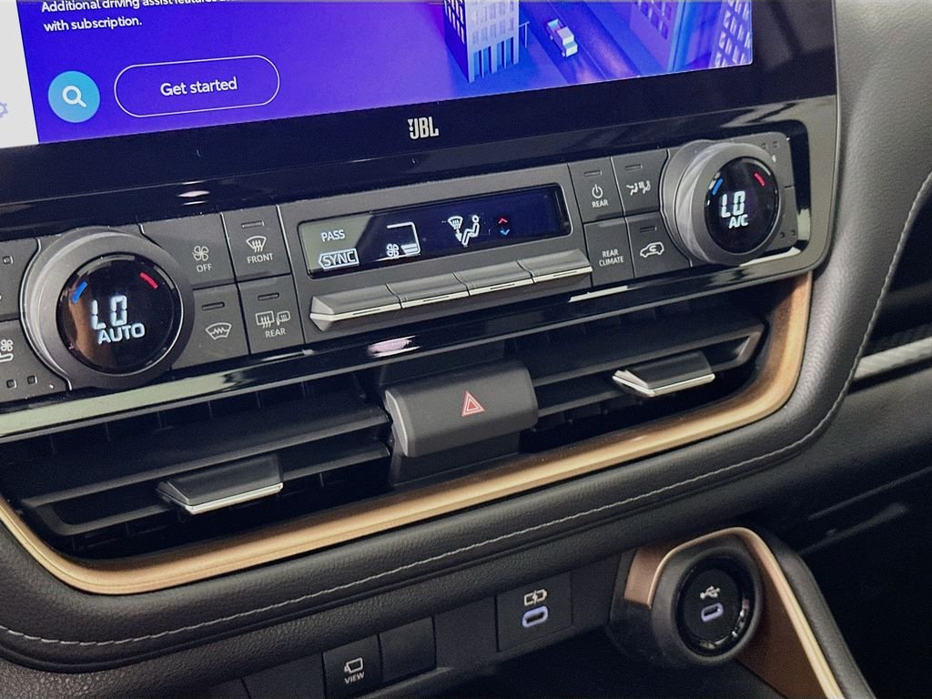 Used 2024 Pearl Toyota MAX Platinum image 17