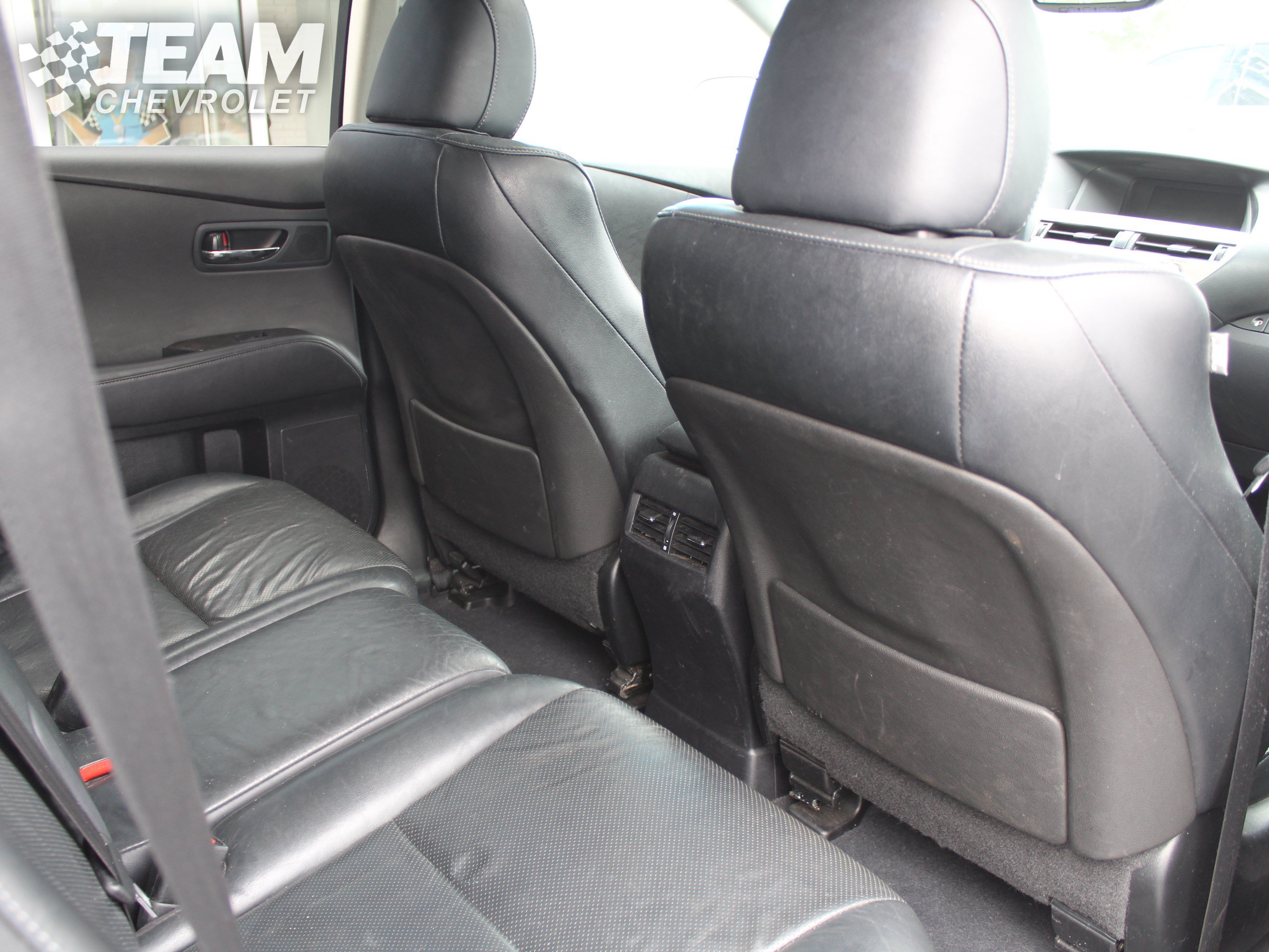 Used 2015 White Lexus  image 26