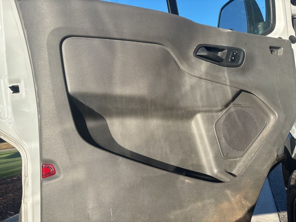 Used 2023 Oxford White Ford Base image 29