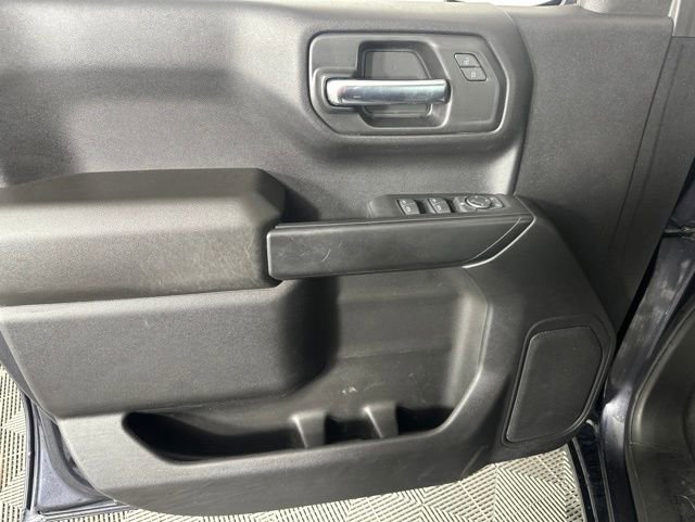 Used 2022 Dark Ash Metallic Chevrolet Custom image 17