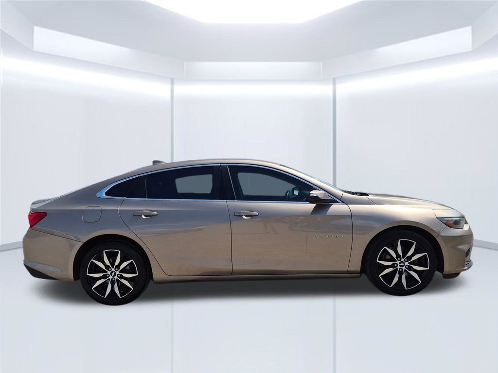Used 2018 Beige Chevrolet LT image 7