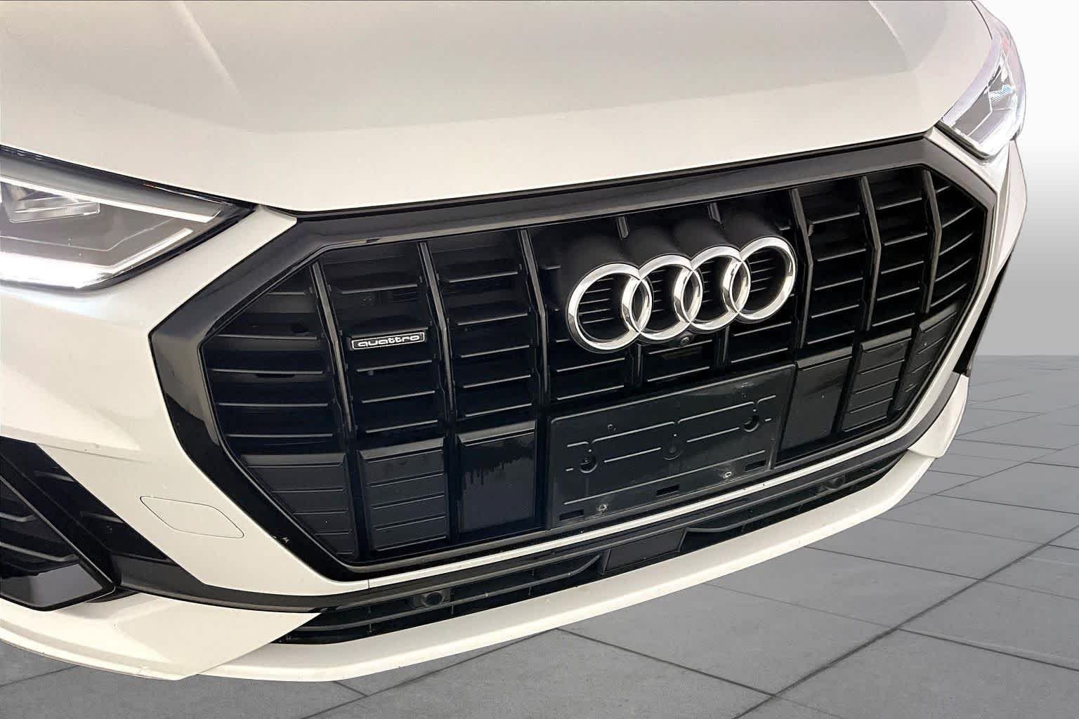 Used 2022 Glacier White Metallic Audi Technik image 32