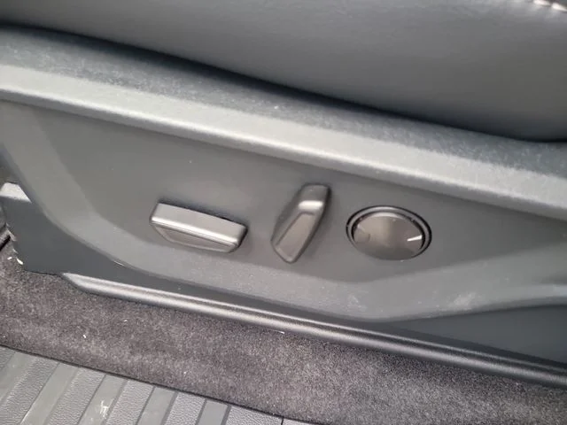New 2026 Silver Metallic Ford Lariat image 20
