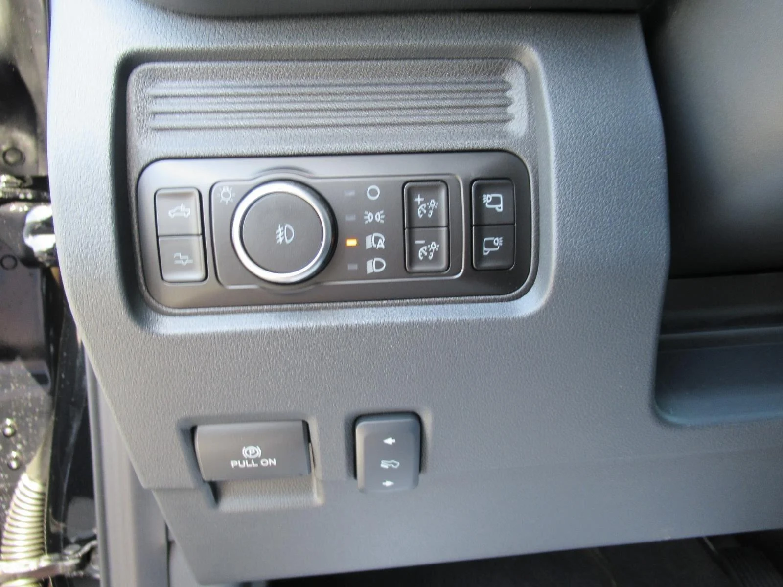 New 2026 Agate Black Metallic Ford F-350® Platinum® image 21