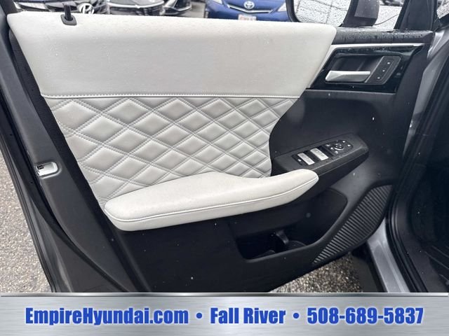 2024 Mitsubishi Outlander SEL - Photo 18