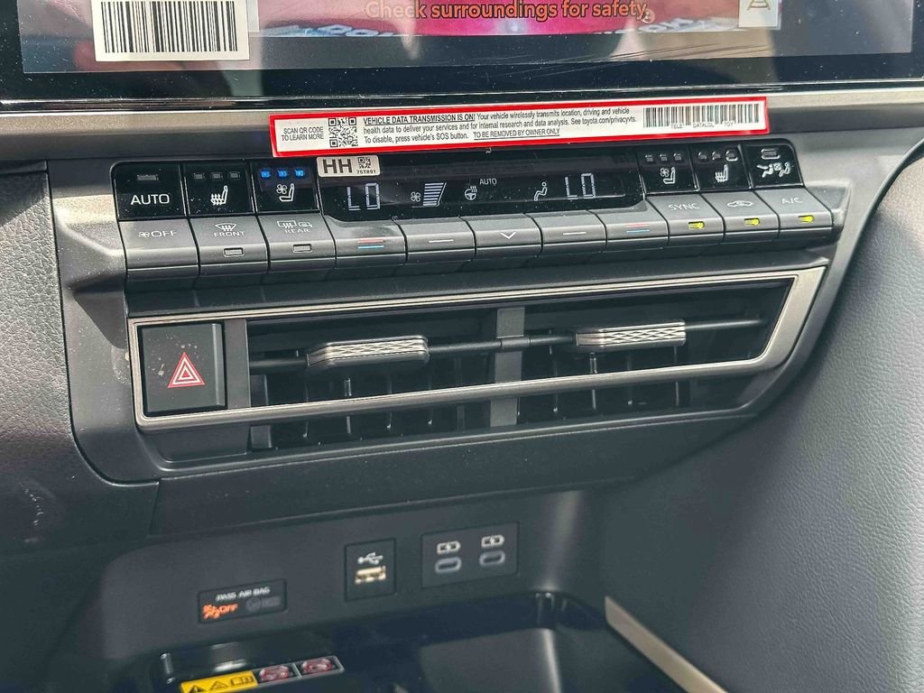2026 Toyota Camry XSE - Photo 21