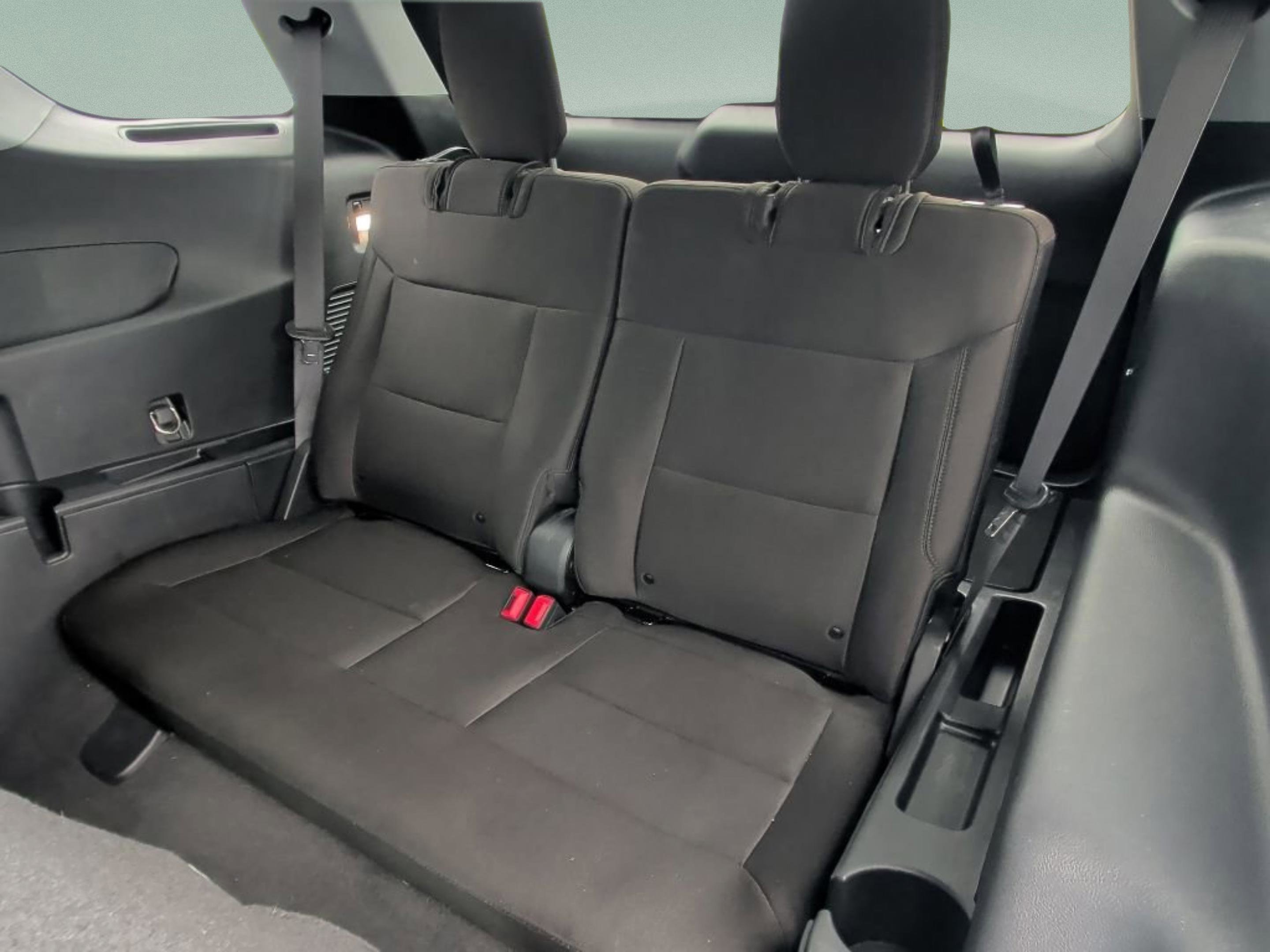Used 2023 Gray Metallic Ford XLT image 17