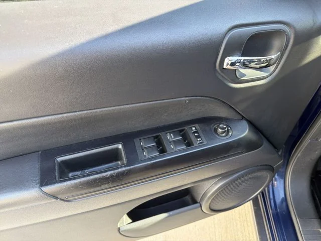 Used 2016 Blue Jeep Sport image 15