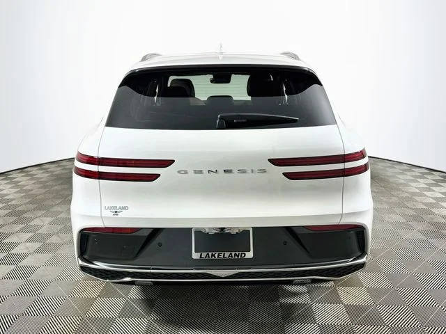 New 2027 White Genesis 2.5T Advanced image 5