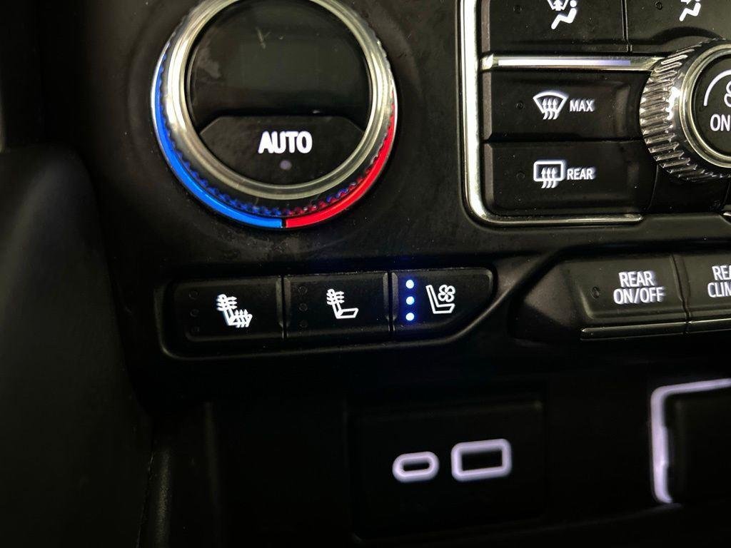 Used 2023 Sterling Metallic GMC AT4 image 35