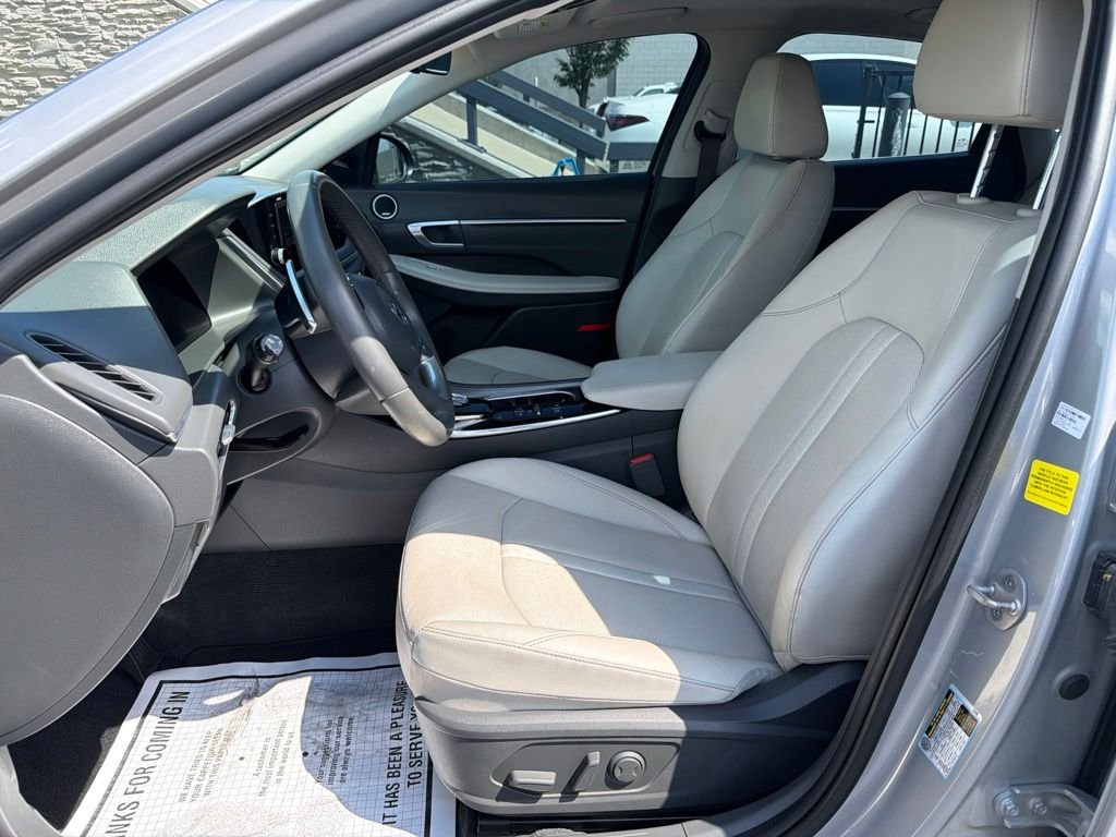 Used 2023 Silver Hyundai Limited image 10