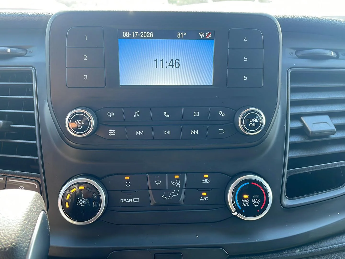 Used 2025 Oxford White Ford  image 20