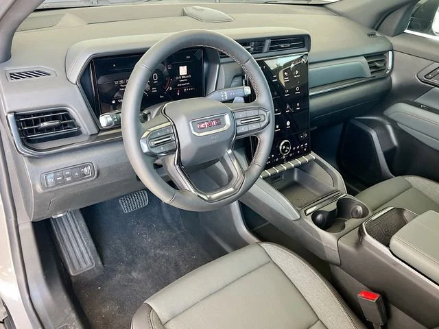 2026 GMC Terrain AT4 - Photo 6