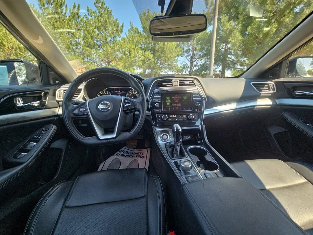 Used 2020 White Nissan 3.5 SL image 44