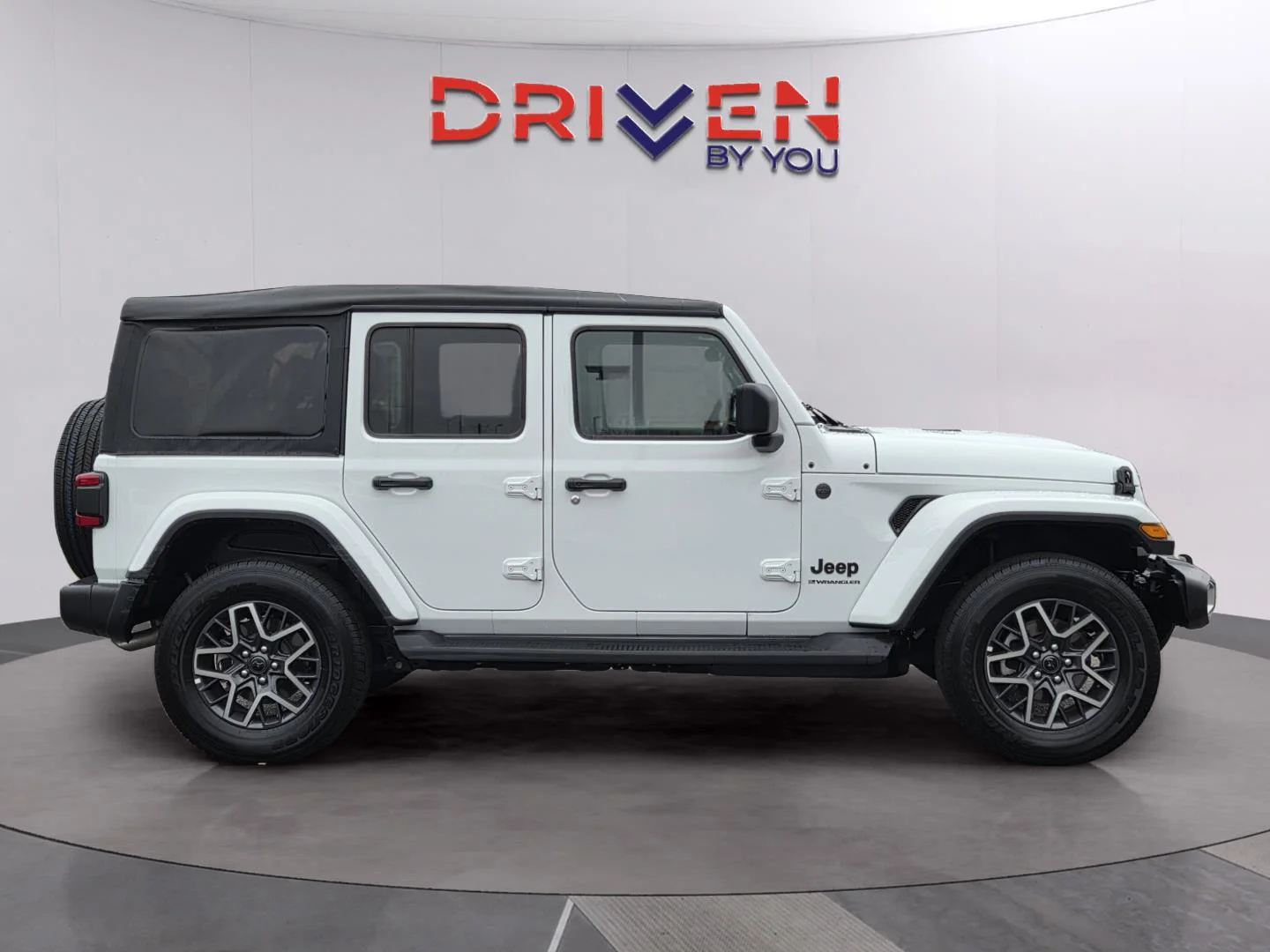 Used 2026 Bright White Clearcoat Jeep Sahara image 5