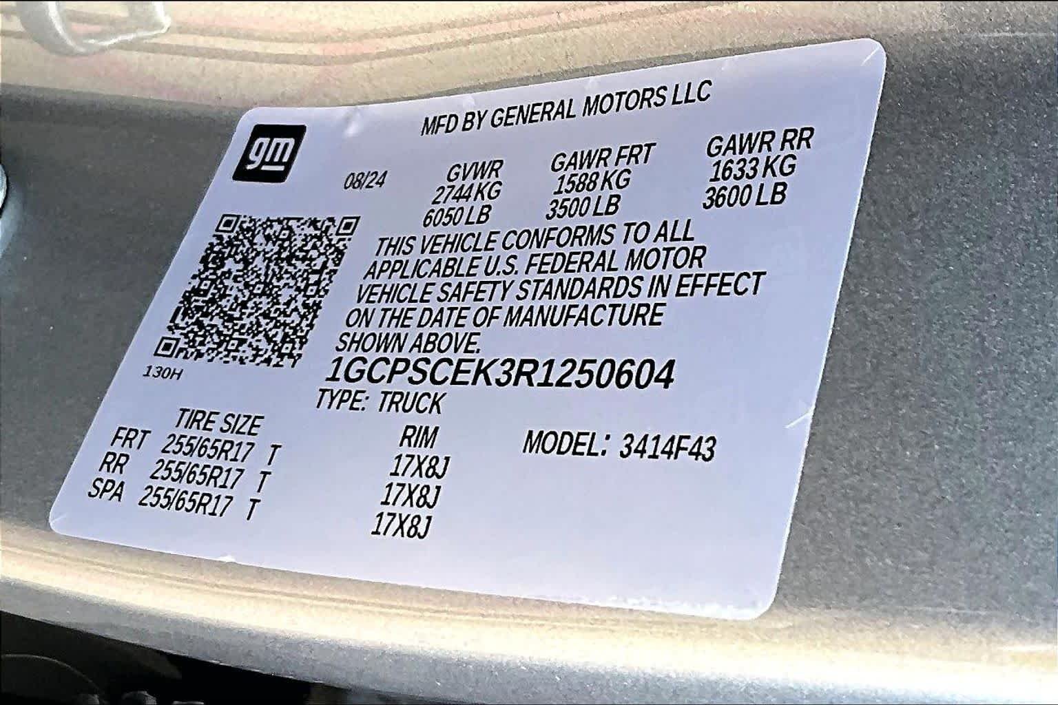 Used 2024 Sterling Gray Metallic Chevrolet 2WD LT image 66