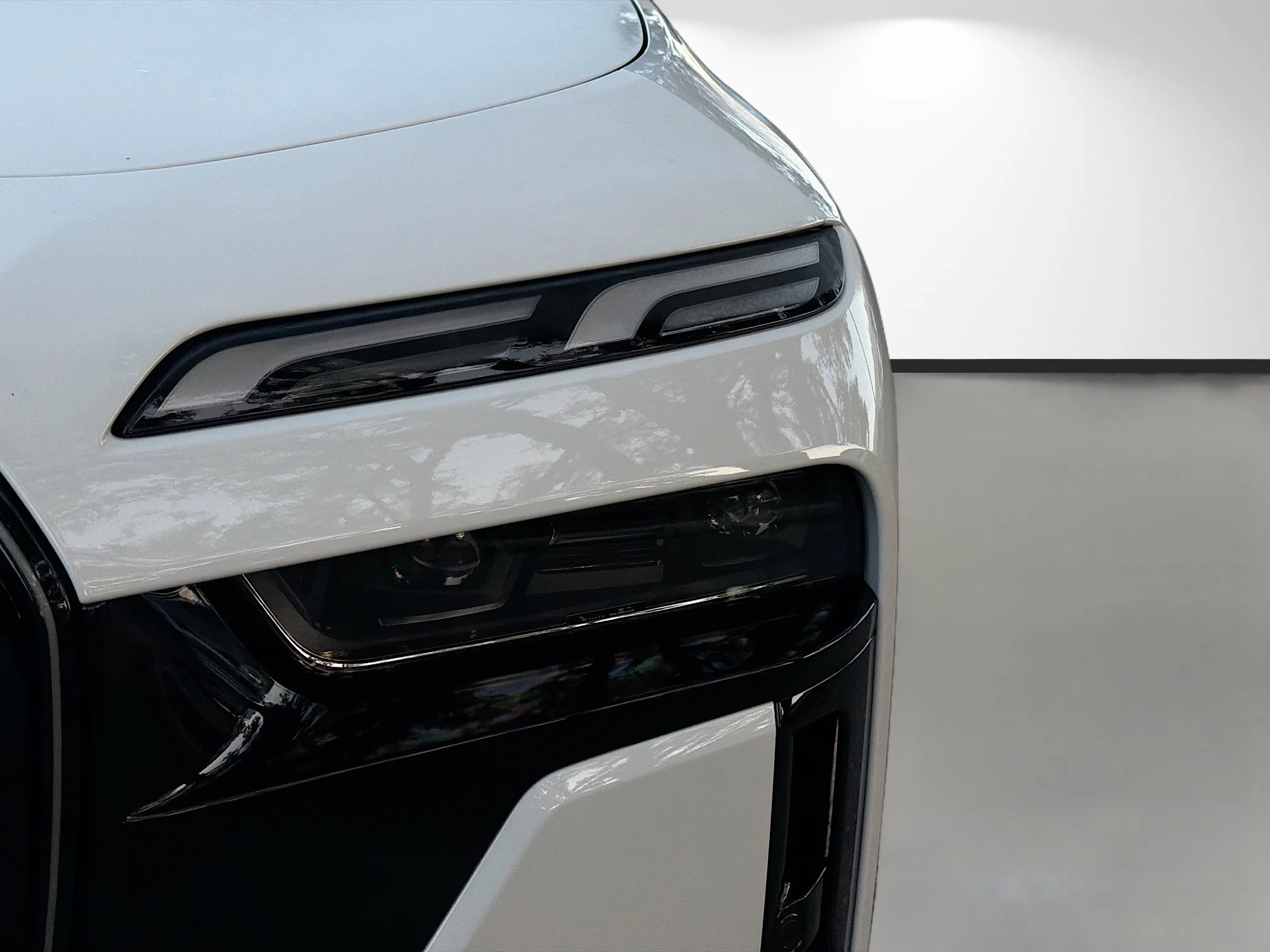 New 2026 Alpine White BMW eDrive50 image 9