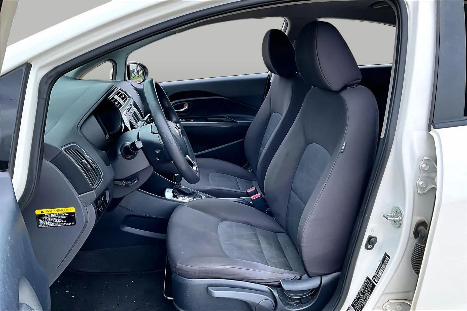 Pre-Owned 2016 Kia Rio LX
