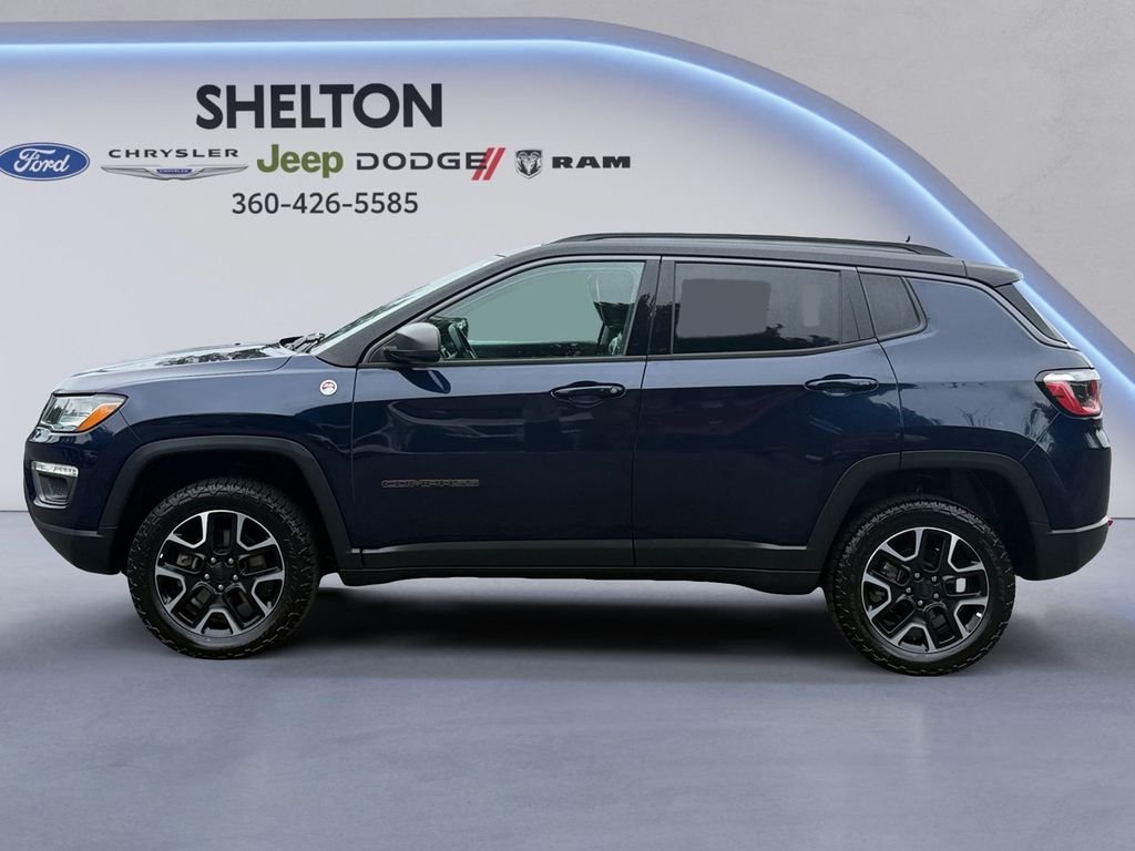 Used 2019 Blue Jeep Trailhawk image 3