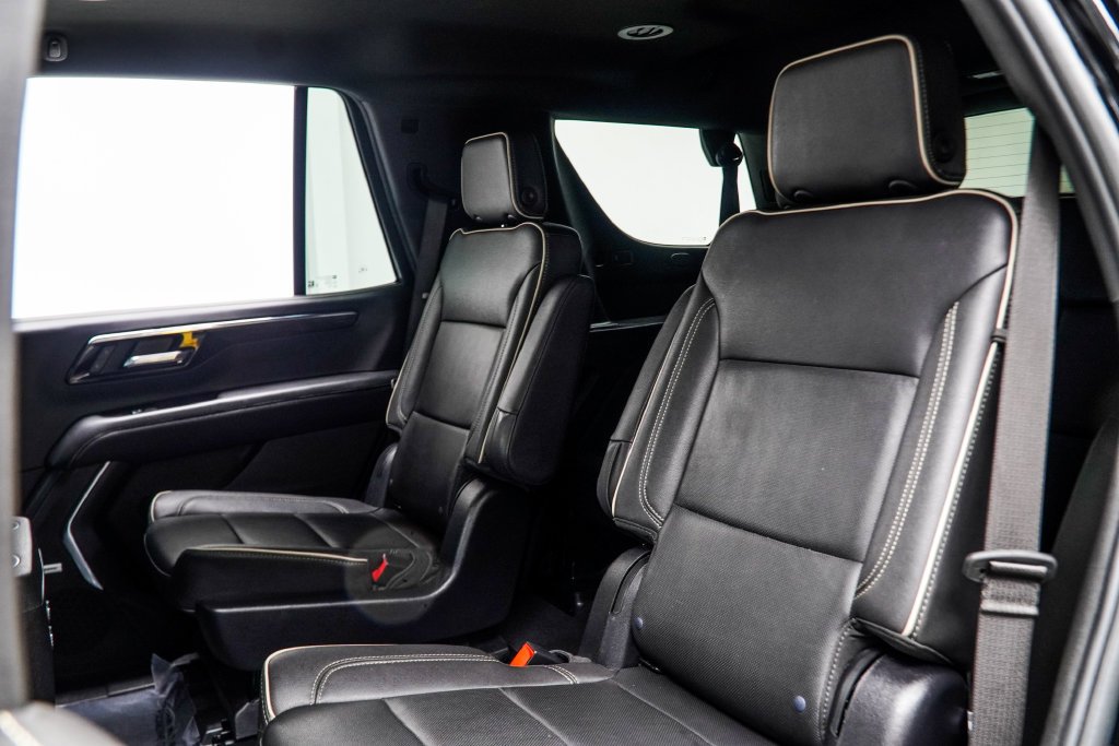 Used 2025 Black Chevrolet Premier image 50