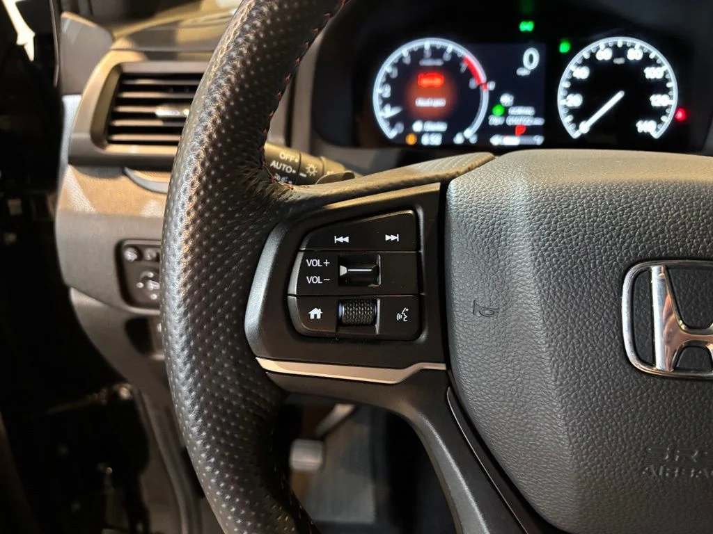 2025 Honda Ridgeline TrailSport - Photo 12