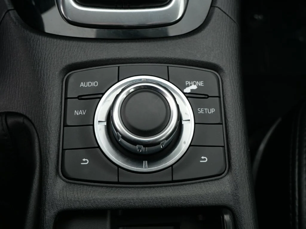 Used 2015 Gray Mazda i Touring image 17