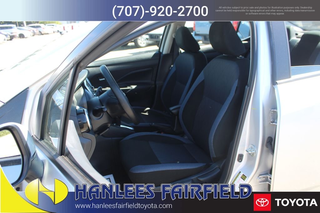 2025 Nissan Versa Sedan SV - Photo 11