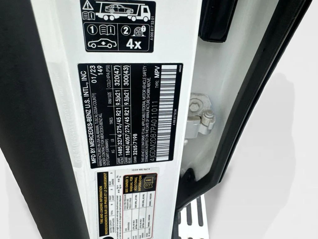 Used 2023 White Mercedes-Benz 450 image 85