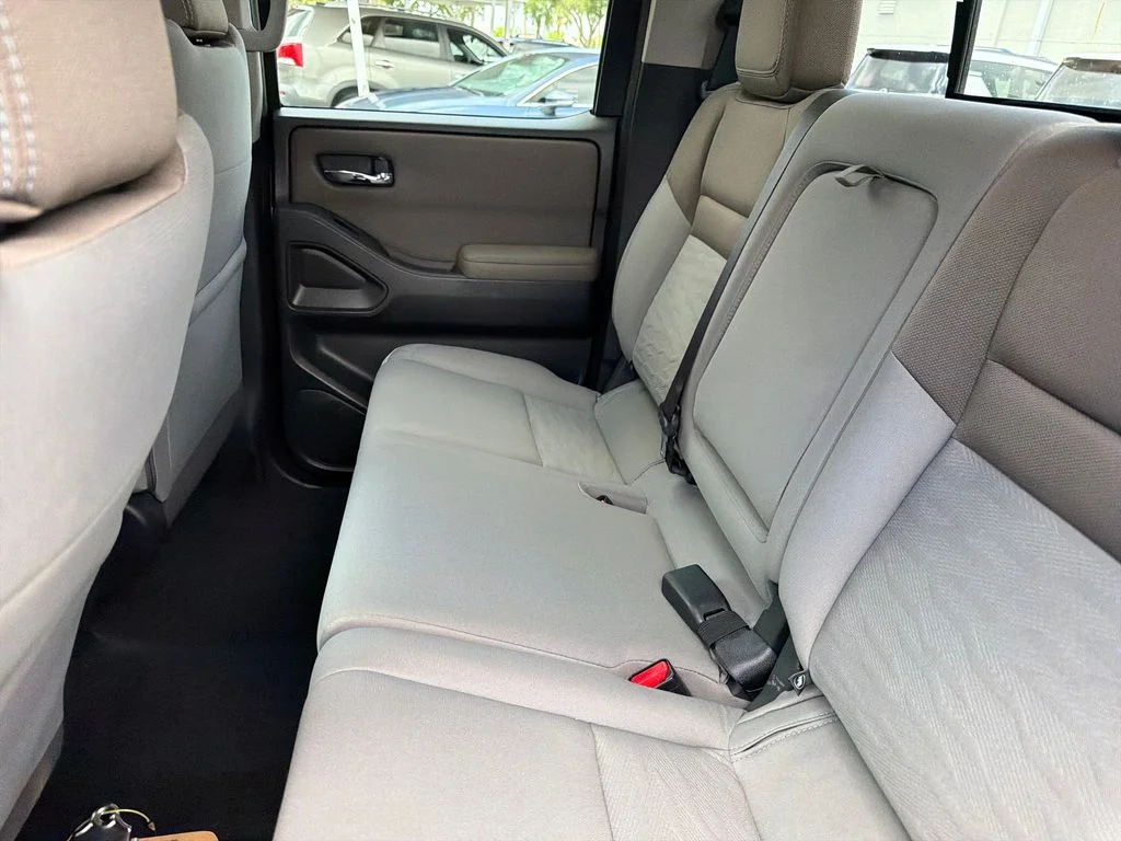 2022 Nissan Frontier SV - Photo 31