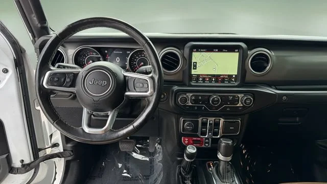 Used 2022 White Jeep Rubicon 4x4 image 11