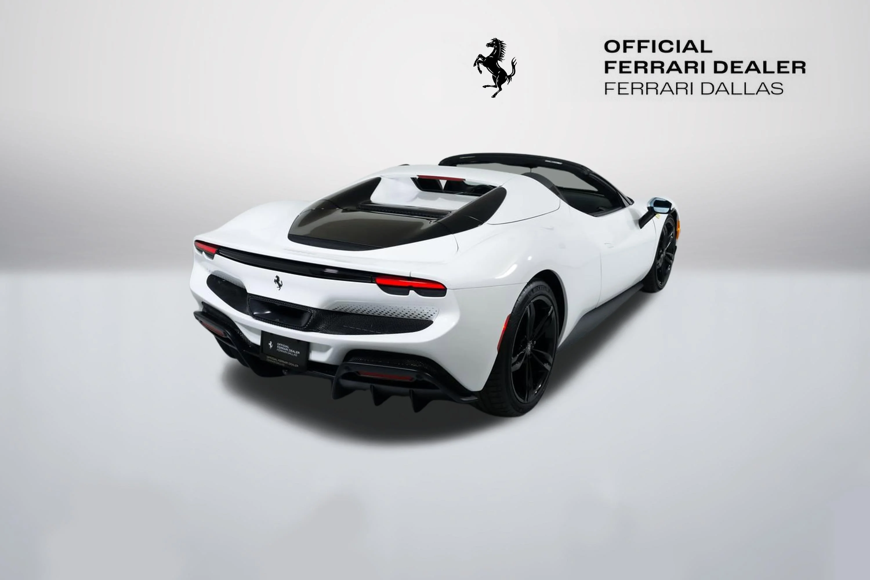 Used 2025 Bianco Cervino Ferrari Base image 2