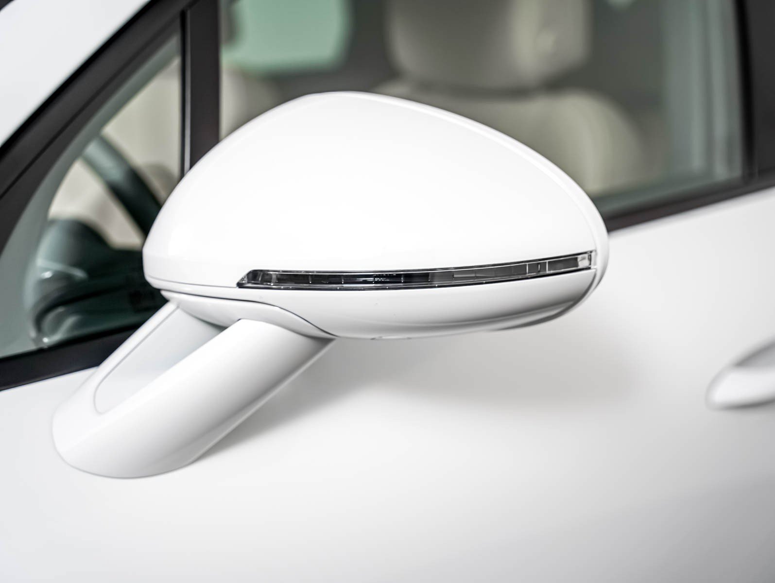 Certified Used 2026 White Porsche  image 28