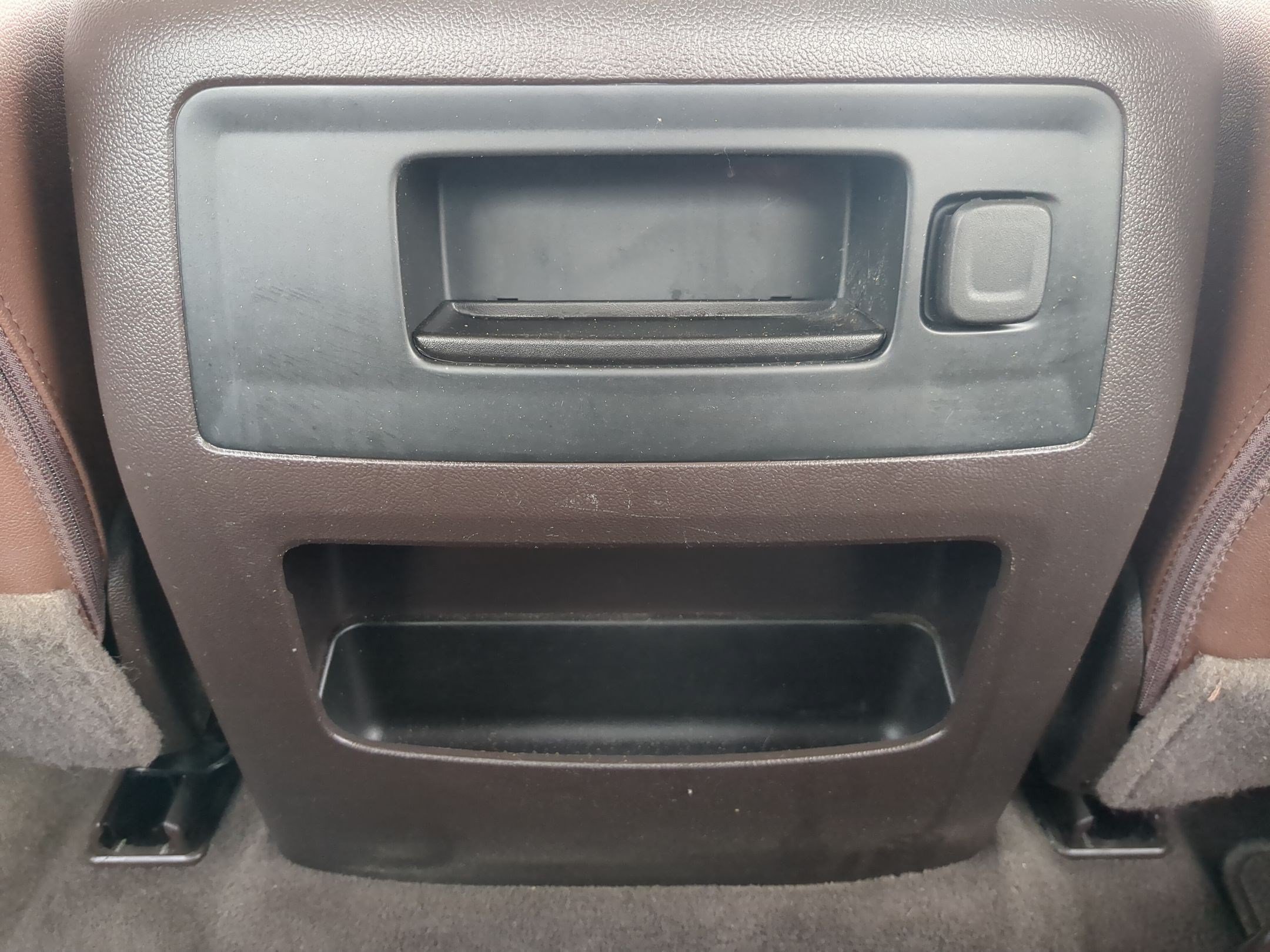 Used 2019 SUMMIT WHITE Chevrolet High Country image 28